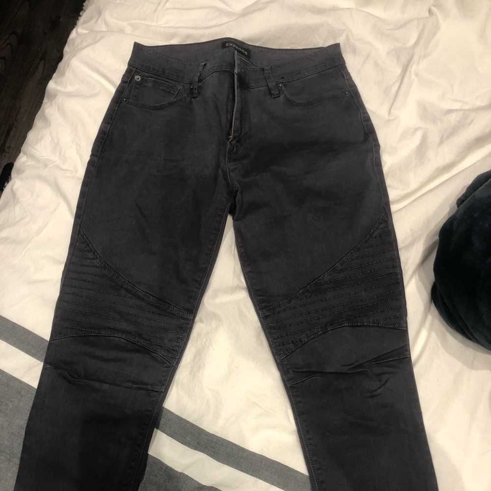 Express Capri